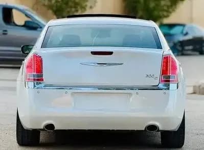 Used Chrysler 300C 2014