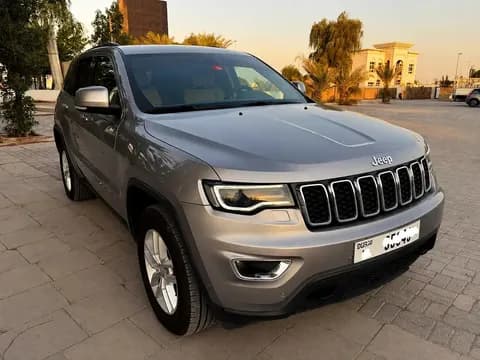 جيب جراند شيروكي لاريدو 2018 مستعملة جيب جراند شيروكي لاريدو 2018 مستعملة used_cars.forSale