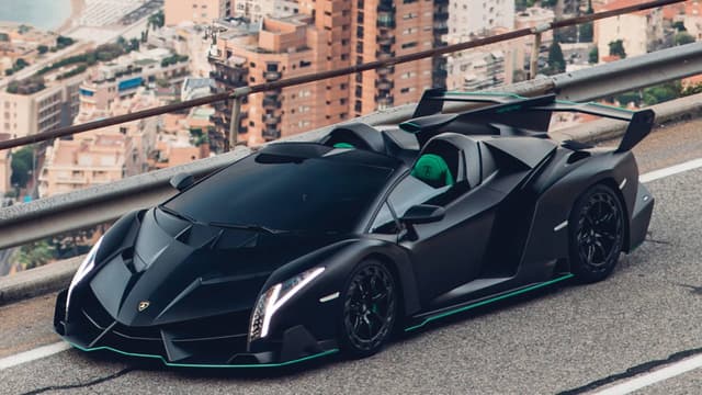 قائمة أغلى السيارات في الإمارات لعام 2025 وأسعارها ومواصفاتها الفريدة قائمة أغلى السيارات في الإمارات لعام 2025 وأسعارها ومواصفاتها الفريدة